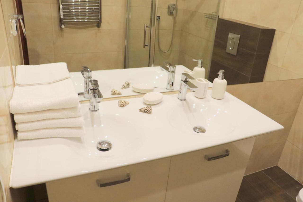 Apartament Przy Parku Wisełka Exteriör bild